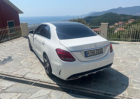 Mercedes-Benz C 220 d 4MATIC AMG Line Autom. AMG Line