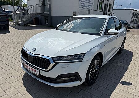 Skoda Octavia Lim. Clever/Navi/LED/Kamera/SHZ/PDC