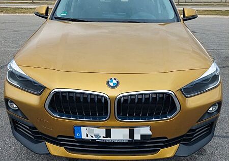 BMW X2 sDrive18i - Top Zustand