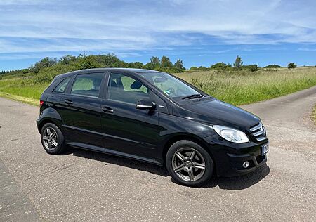 Mercedes-Benz B 180 BlueEFFICIENCY - Bj 09/2009