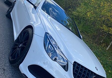 Mercedes-Benz E 250 Coupé AMG Paket - Sternenhimmel