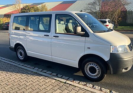 VW T5 Transporter Volkswagen T5 Bus Kombi 1.Hand Ex Behörde erst 231.km!!