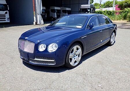 Bentley Flying Spur 6.0 W12