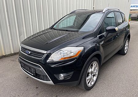 Ford Kuga Titanium Klima/Automatik/Scheckheft/Navi