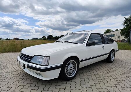 Opel Monza A2 3.0E Automatik H-Kennzeichen TÜV 04.27