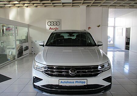 VW Tiguan Volkswagen Elegance 1,5TSI DSG / Matrix ACC Navi