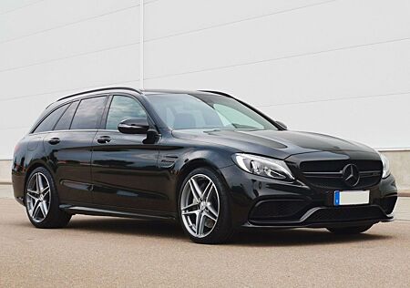 Mercedes-Benz C 63 AMG Mercedes Benz T in TOP Zustand