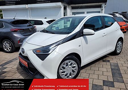 Toyota Aygo (X) Aygo -play Kamera SHZ AW-Reifen 1.Hand