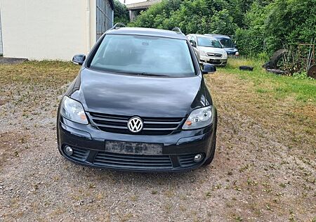 VW Golf Volkswagen Plus V United