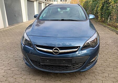 Opel Astra J Sports Tourer Style