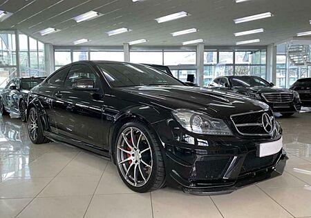 Mercedes-Benz C 63 AMG Black Series lt.LP: 568,8 PS/Unfallfrei