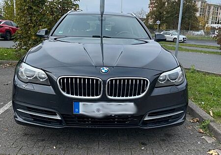 BMW 520d xDrive Touring A -