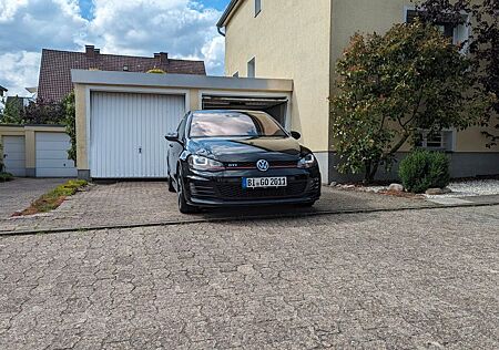 VW Golf Volkswagen 2.0 TSI DSG BMT GTI GTI
