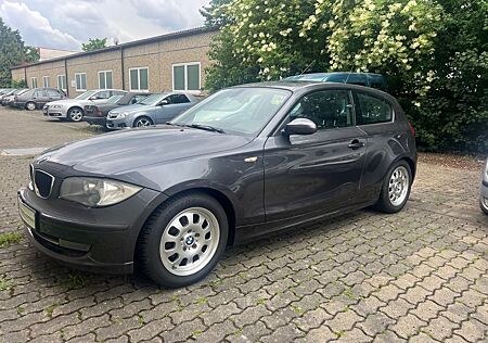 BMW 118i ,Leder,Klima,Euro 4.Leder, Tüv-7.2026