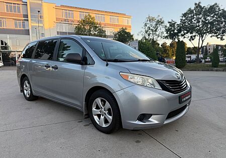 Toyota Sienna 3.5 *Automatik *Klima*7 Sitzer