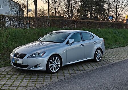 Lexus IS 250 Luxury Line Automatik