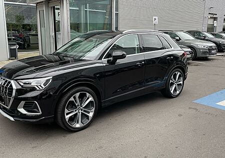 Audi Q3 35 TFSI advanced, Matrix LED, 20 Zoll Sport