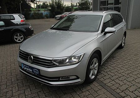 VW Passat Variant Volkswagen Highline+Automatik+AHK+Xenon