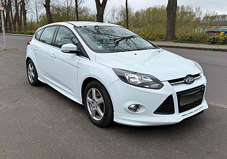 Ford Focus 1.6l Ecoboost Titanium