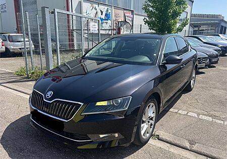 Skoda Superb Lim. Style 2.0 TDI 150 Dsg Leder Navi