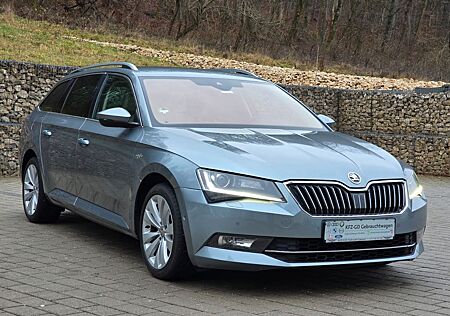 Skoda Superb Combi L&K DSG I CANTON I AHK I