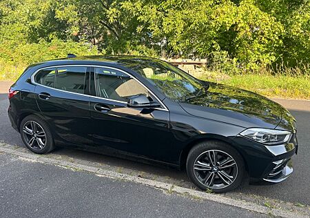 BMW 118i Sport Line Sport Line