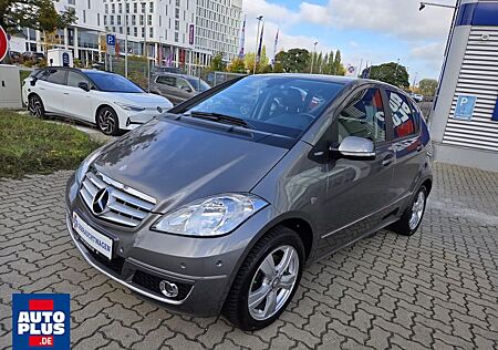Mercedes-Benz A 180 BlueEFFICIENCY SITZHZG+NAVI+PDC+ALLWETTER