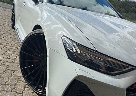 Audi RS6 Keramik,23 Zoll,720PS,B&O Adv.,Porsche Farbe