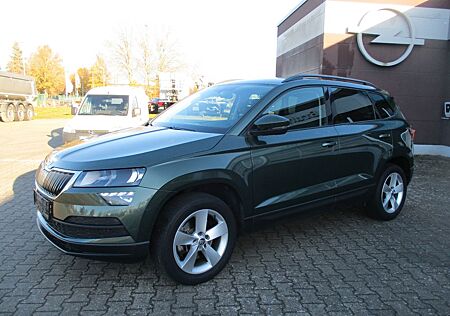 Skoda Karoq Ambition,Klimaaut.,Sitzh.,Lenkradh,PDC,AHK