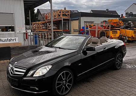 Mercedes-Benz E 200 E -Klasse Cabrio CGI BlueEfficiency