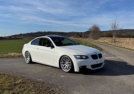 BMW 330d E92