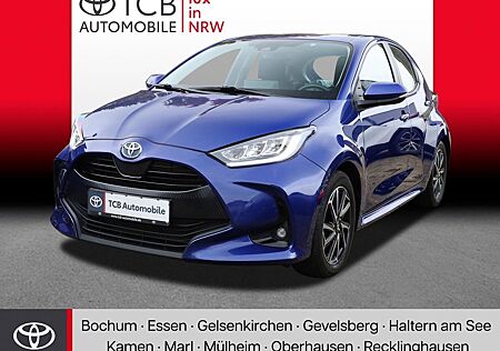 Toyota Yaris 1.5 Hybrid Team D PDC KLIMA LM-Felgen