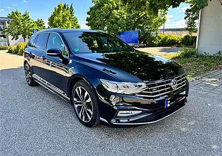 VW Passat Volkswagen 2.0 TDI SCR 140kW DSG 4MOTION Highlin...