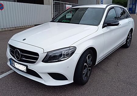 Mercedes-Benz C 200 T Autom. AHK,ILS,Distronic, Burmester,Nigh