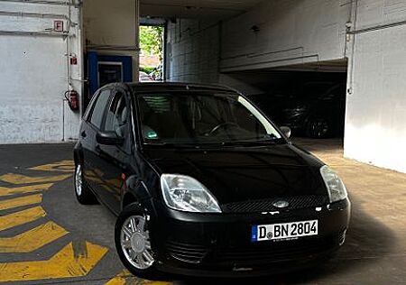 Ford Fiesta 1.4 16V Benzin