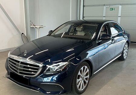 Mercedes-Benz E 400 4MATIC EXCLUSIVE Autom. EXCLUSIVE