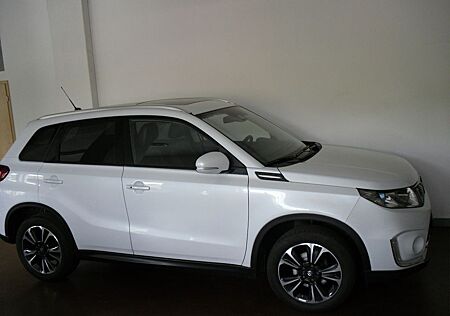 Suzuki Vitara 1.4T Comfort+ 4x4, AHZV, Vollausstatung