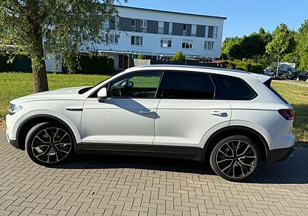 VW Touareg Volkswagen 3.0 V6 TDI SCR 170kW 4MOTION Tiptronic -