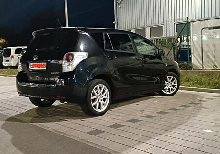 Toyota Verso 2.2l D-CAT Executive