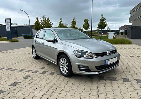 VW Golf Volkswagen VII Lounge | Top gepflegt, erst 24.300km