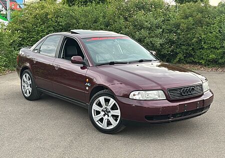 Audi A4 B5 1.6 limo