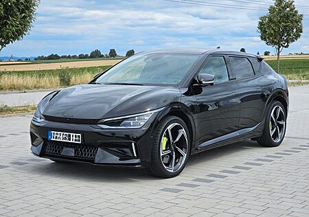 Kia EV6 GT, Erweiterte Alcantara-Ausstattung etc.