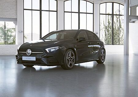 Mercedes-Benz A 250 e AMG/Night/Kamera/LED/18''