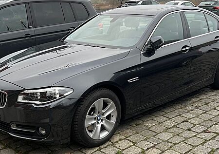 BMW 520i - 2. Hand, Leder, LED, Schiebed., 8-fach