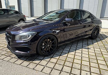 Mercedes-Benz CLA 45 AMG 4Matic EUR6-AUTOMATIK-KAMERA-LEDER