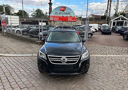 VW Tiguan Volkswagen Sport 4x4 AUTOM/SITZHZ/XENON/LEDER/PANO