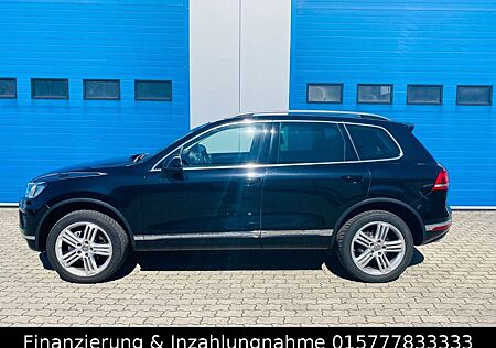 VW Touareg Volkswagen V6 TDI Terrain Tech 4Motion R Line