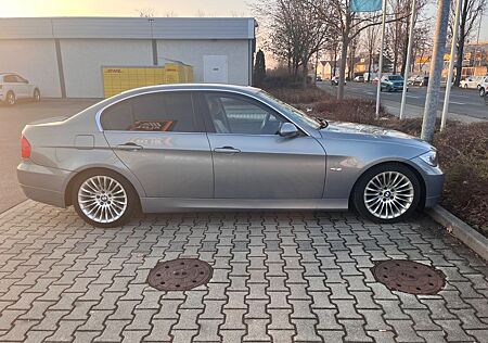 BMW 325i -