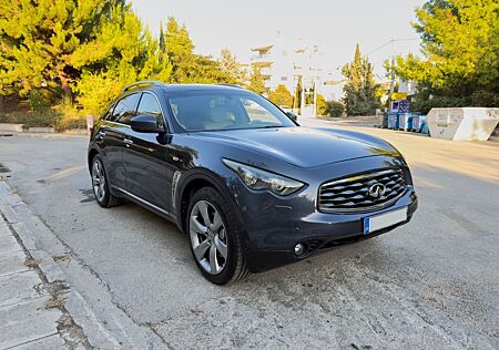 Infiniti FX 37 s / Engine Rebuilt ± 6.000km ago