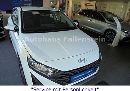 Hyundai i20 1.2MPI 84PS 5MT Comfort PDC & Kamera